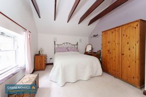 Bedroom- click for photo gallery